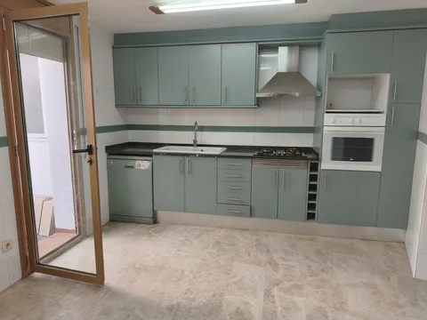 Piso de 134 m² en Cornellà de Llobregat (3/10)