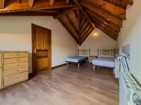 Casa de 226 m² a Camargo