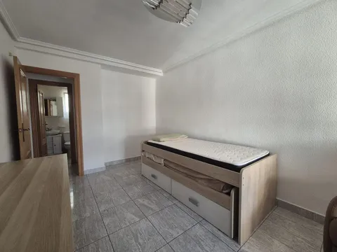 Pis de 140 m² a Alacant