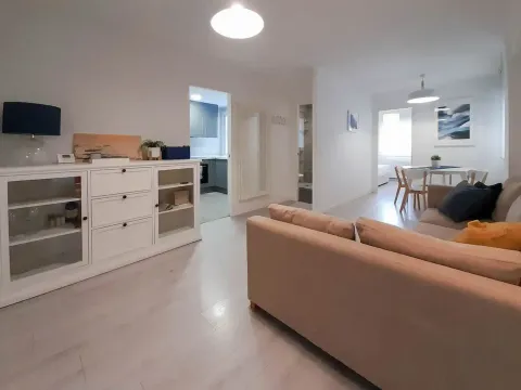 Pis de 90 m² a Lugo (2/19)