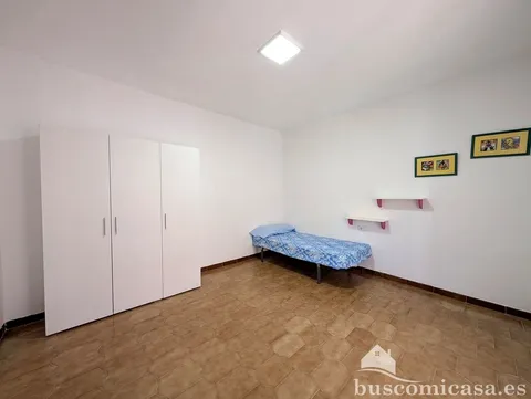 Pis de 80 m² a Linares