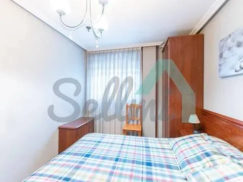 Pis de 63 m² a Oviedo