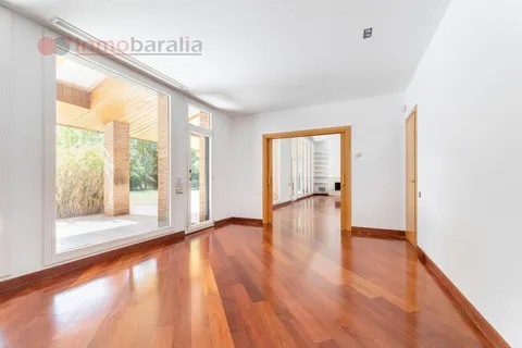 Pis de 800 m² a Pozuelo de Alarcón (4/62)