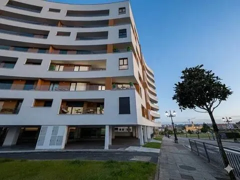 Wohnung 93 m² in Oviedo