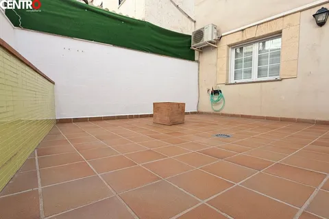 Pis de 68 m² a Cenes de la Vega