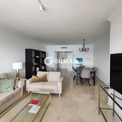 Pis de 120 m² a Estepona