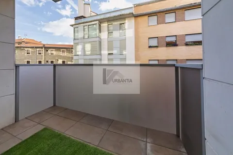 Piso de 77 m² en Villava