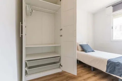 Habitación en alquiler, Madrid (4/21)