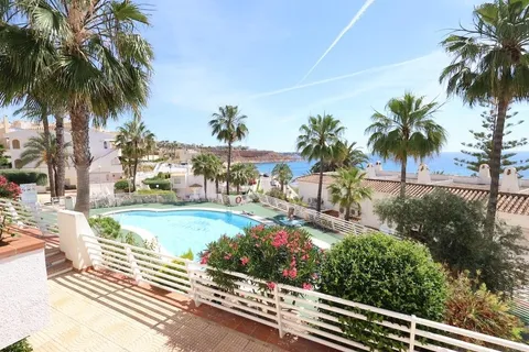 Casa de 82 m² a Oriola