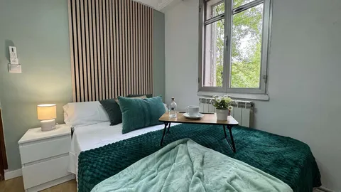 Quarto para alugar, Madrid (2/10)