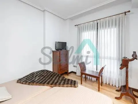 Pis de 92 m² a Oviedo