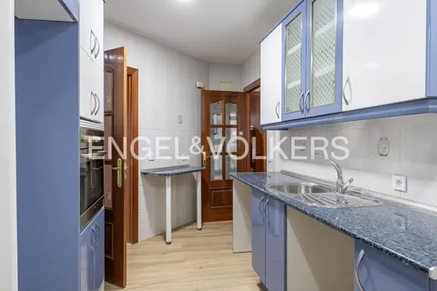 Wohnung 148 m² in Madrid