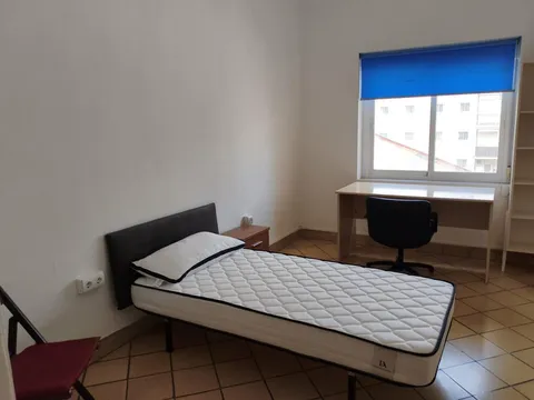 Pis de 110 m² a Granada (3/21)