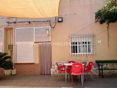 Casa de 70 m² a Los Alcázares