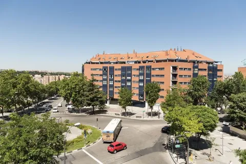 Кімната в оренду, Madrid