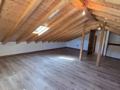 Casa de 180 m² a Teo