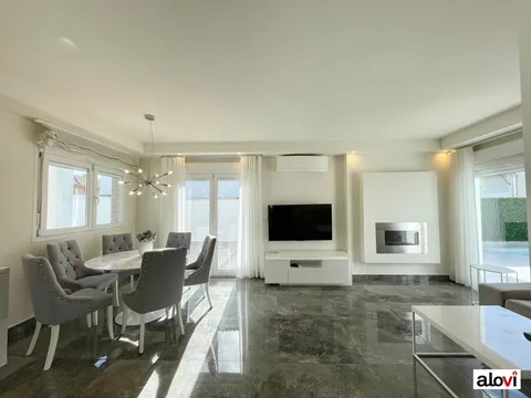 Casa de 240 m² en Ogíjares