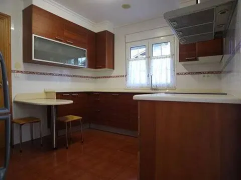 Casa de 216 m² a Udías