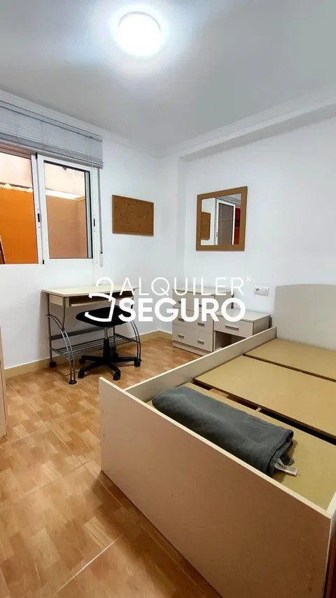 Pis de 85 m² a València