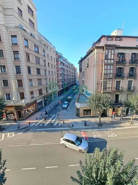Pis de 200 m² a Bilbao