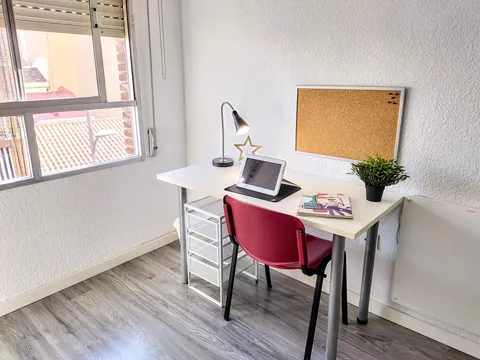 Room for rent, Burjassot (2/11)