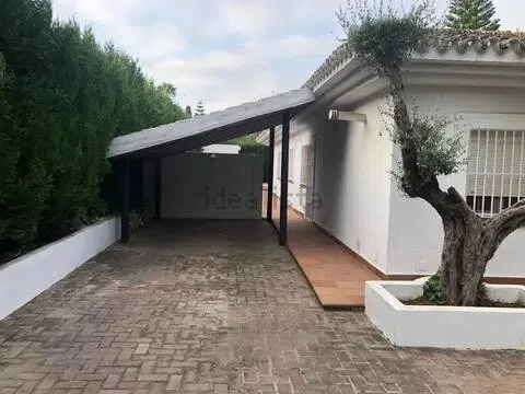 Casa de 355 m² a Mairena del Aljarafe
