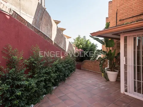 Будинок 151 м² у Sant Just Desvern