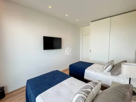 Pis de 360 m² a Oriola