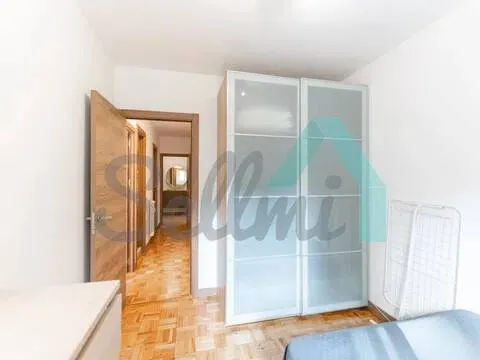 Pis de 95 m² a Oviedo