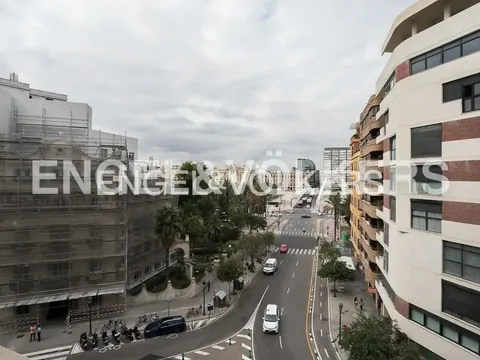 Pis de 200 m² a València
