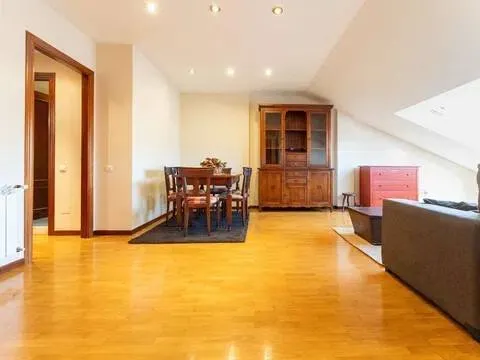 Wohnung 87 m² in Gijón / Xixón