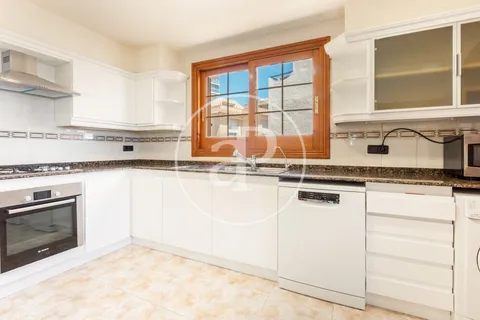 Casa de 260 m² a la Pobla de Farnals