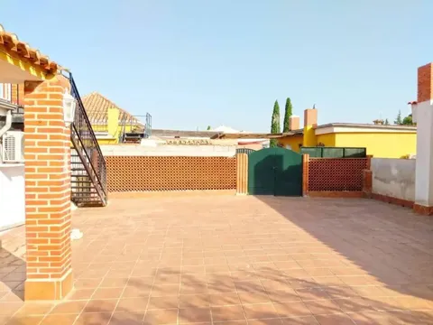 Flat 185 m² in Huétor Vega