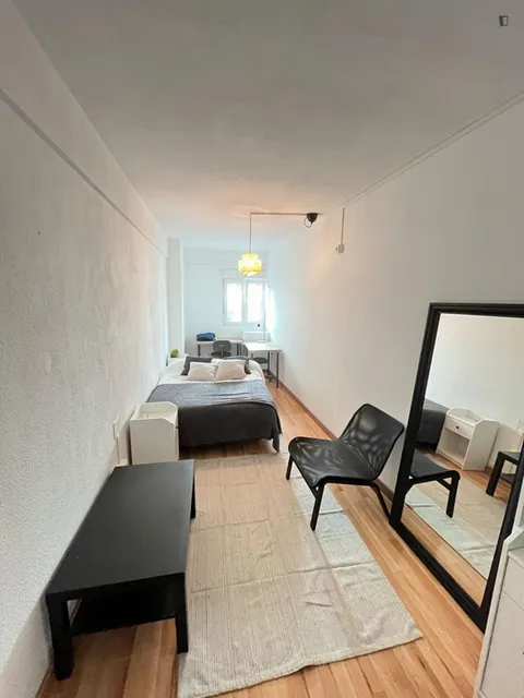 Zimmer zur Miete, Madrid (2/6)