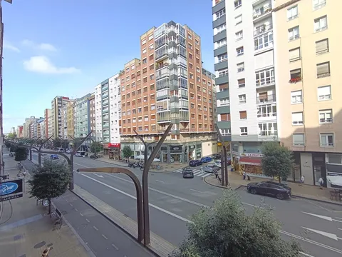 Pis de 62 m² a Gijón