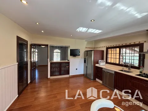 Casa de 387 m² a Dos Hermanas