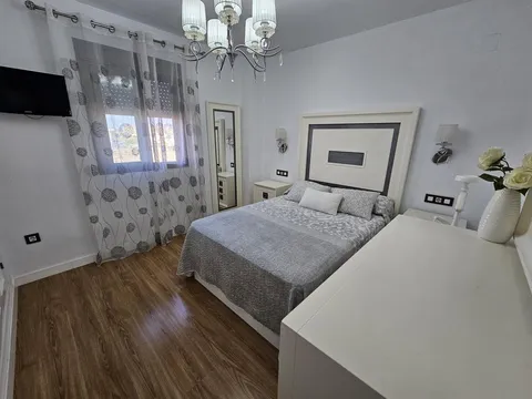 Flat 90 m² in Jerez