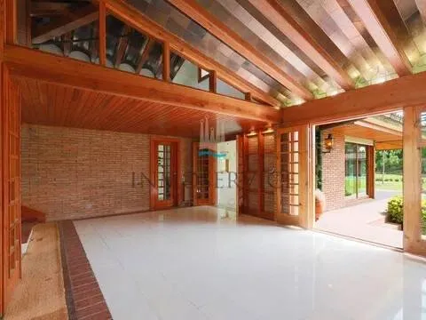 Casa de 500 m² a Sant Cugat del Vallès