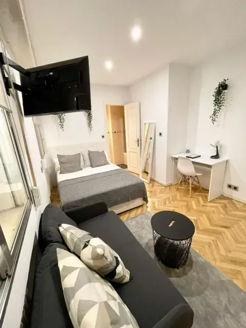 Piso de 100 m² en Vigo (2/47)
