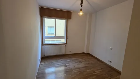 Wohnung 150 m² in Oleiros