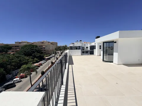 Pis de 171 m² a Estepona