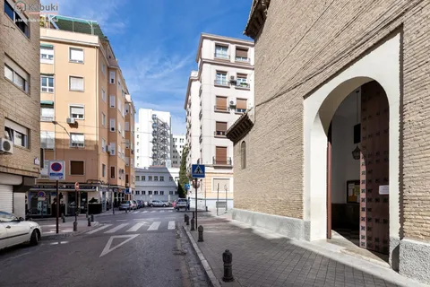 Wohnung 108 m² in Granada