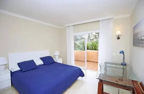 Casa de 180 m² a Estepona