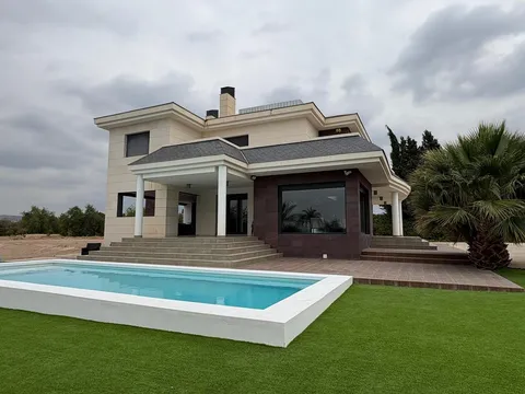 Moradia 318 m² em Elda