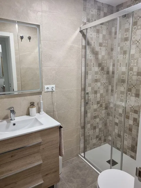 Habitació de lloguer, la Pobla de Farnals