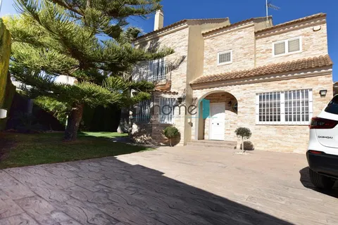 Casa 224 m² a Puçol