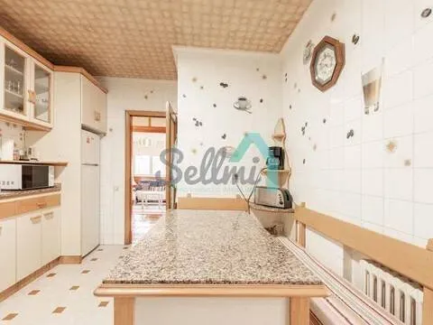 Appartamento 93 m² a Oviedo