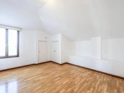 Wohnung 217 m² in Madrid