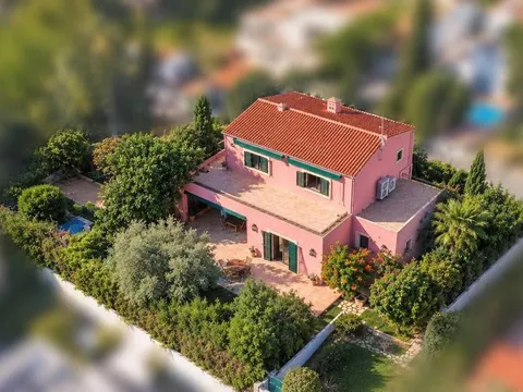 Casa de 268 m² en Rocafort