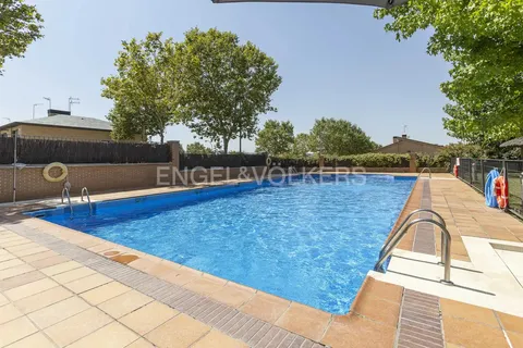 Flat 120 m² in Boadilla del Monte